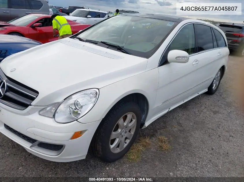 2007 Mercedes-Benz R 350 VIN: 4JGCB65E77A045807 Lot: 40491393