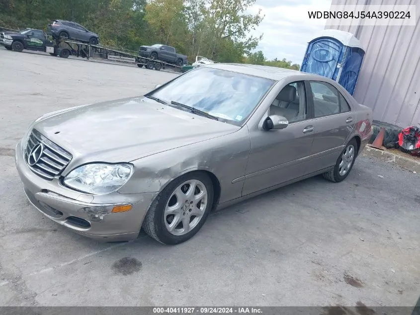 2004 Mercedes-Benz S 500 4Matic VIN: WDBNG84J54A390224 Lot: 40411927