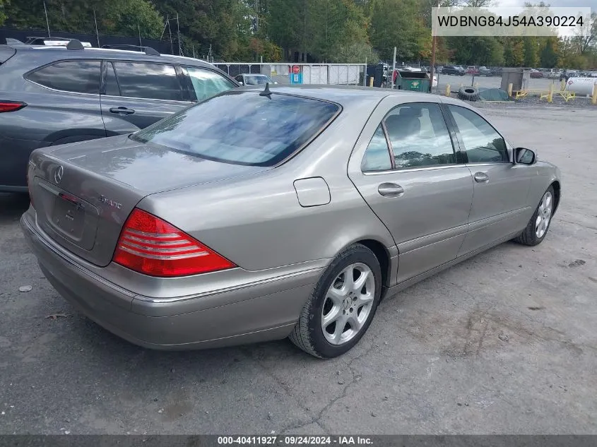 2004 Mercedes-Benz S 500 4Matic VIN: WDBNG84J54A390224 Lot: 40411927