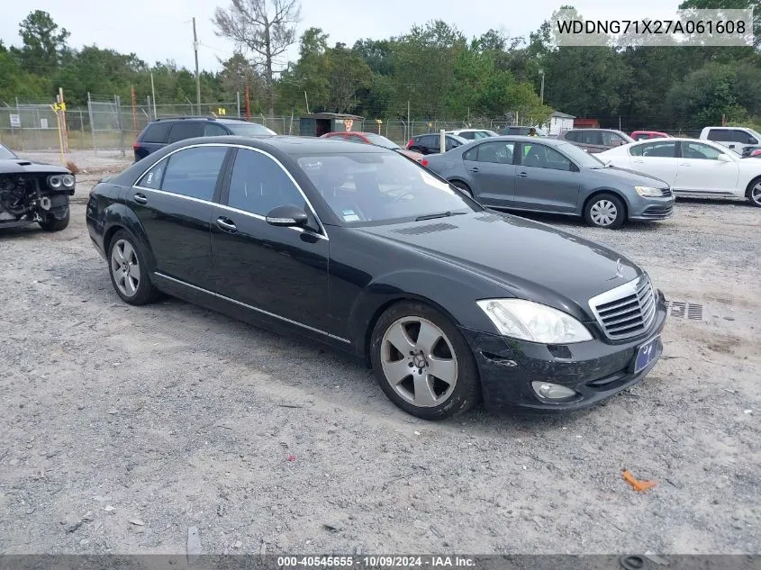 2007 Mercedes-Benz S 550 VIN: WDDNG71X27A061608 Lot: 40545655