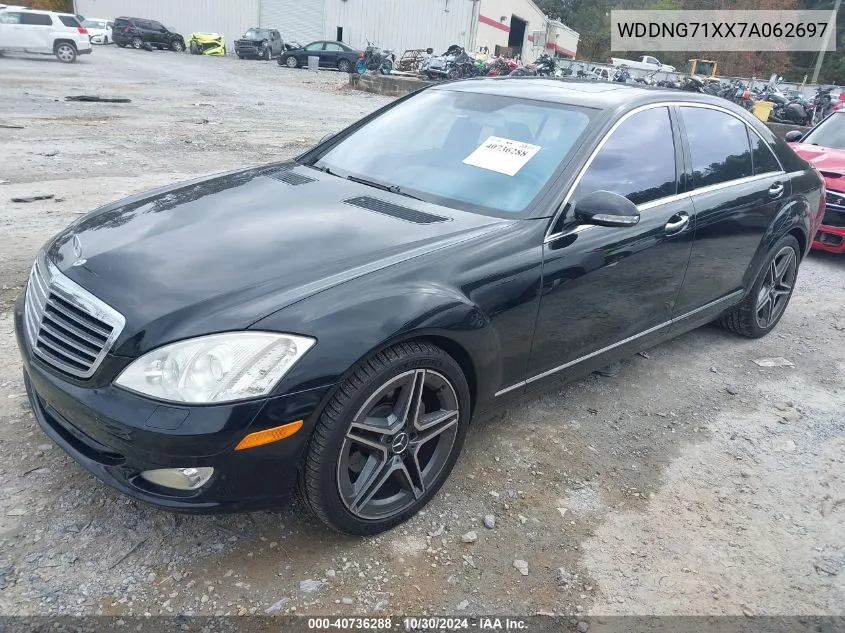 2007 Mercedes-Benz S 550 VIN: WDDNG71XX7A062697 Lot: 40736288