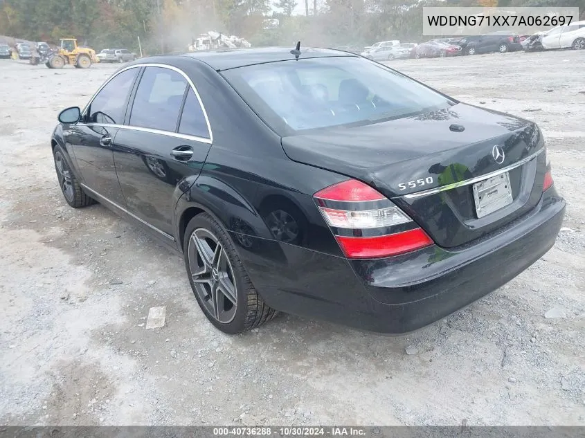 2007 Mercedes-Benz S 550 VIN: WDDNG71XX7A062697 Lot: 40736288