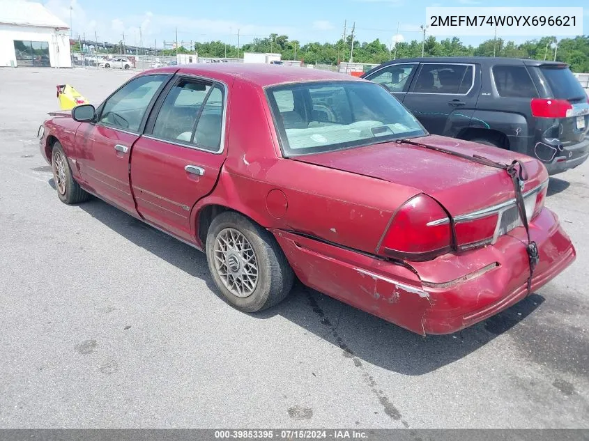 2000 Mercury Grand Marquis Gs VIN: 2MEFM74W0YX696621 Lot: 39853395