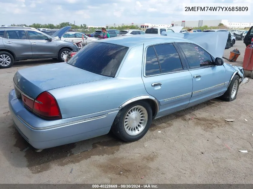 2000 Mercury Grand Marquis Gs VIN: 2MEFM74W7YX685809 Lot: 40228669