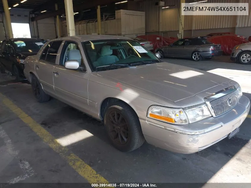 2004 Mercury Grand Marquis Gs VIN: 2MEFM74W54X651104 Lot: 39914035