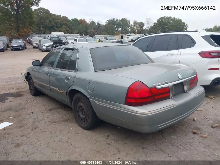 2005 Mercury Grand Marquis Gs VIN: 2MEFM74W95X666142 Lot: 40768603