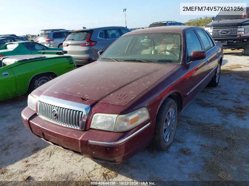 2007 Mercury Grand Marquis Gs VIN: 2MEFM74V57X621256 Lot: 40644158