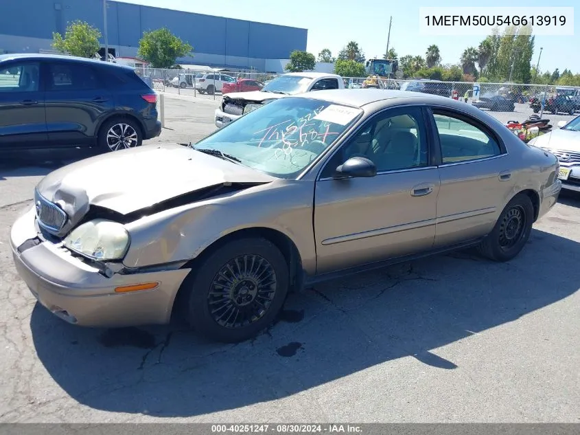 2004 Mercury Sable Gs VIN: 1MEFM50U54G613919 Lot: 40251247