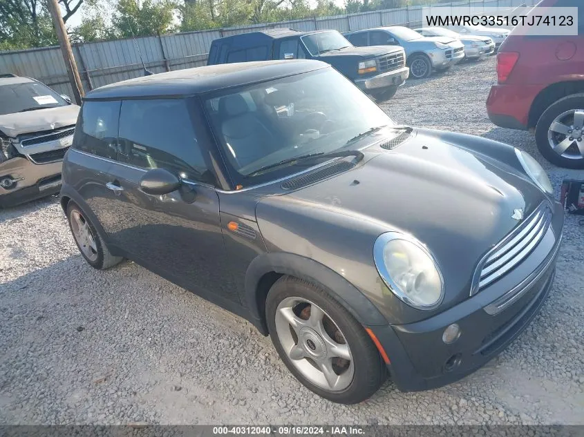 2006 Mini Cooper VIN: WMWRC33516TJ74123 Lot: 40312040