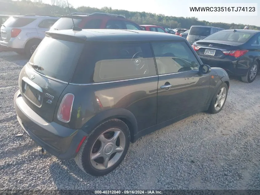 2006 Mini Cooper VIN: WMWRC33516TJ74123 Lot: 40312040