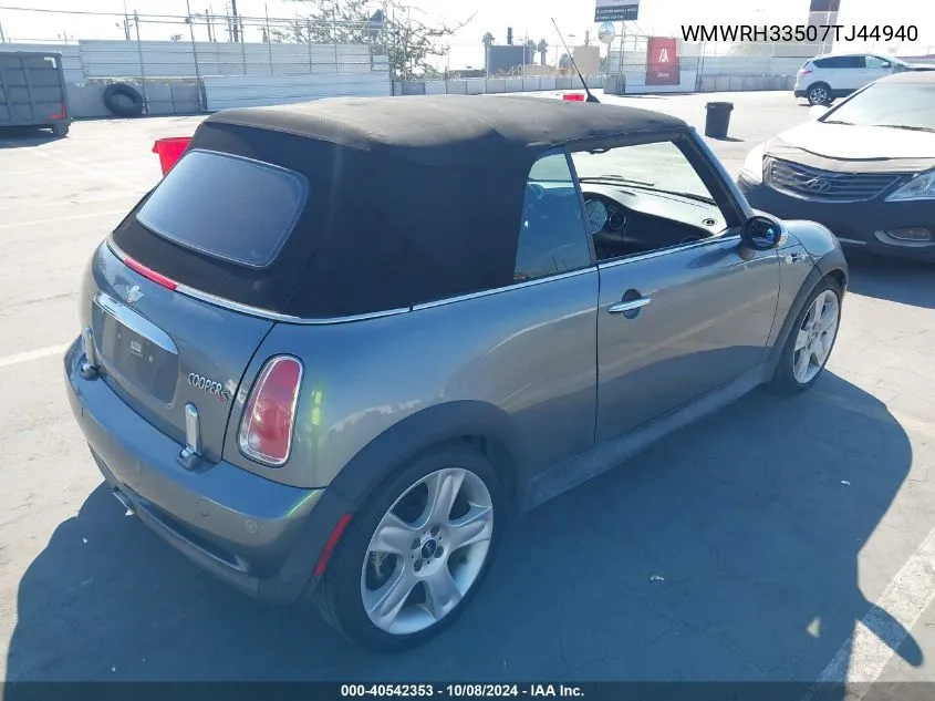 2007 Mini Cooper S VIN: WMWRH33507TJ44940 Lot: 40542353