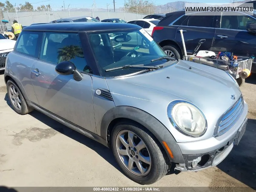 2009 Mini Cooper VIN: WMWMF33509TW71038 Lot: 40802432