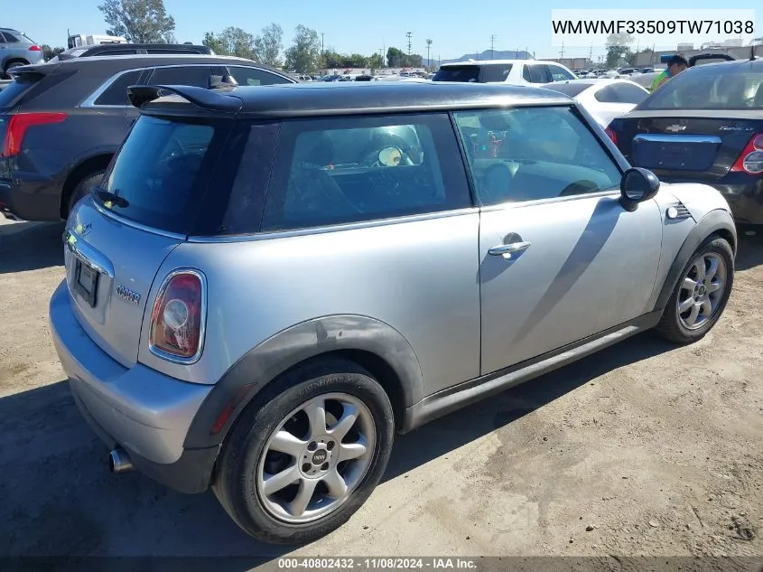 2009 Mini Cooper VIN: WMWMF33509TW71038 Lot: 40802432