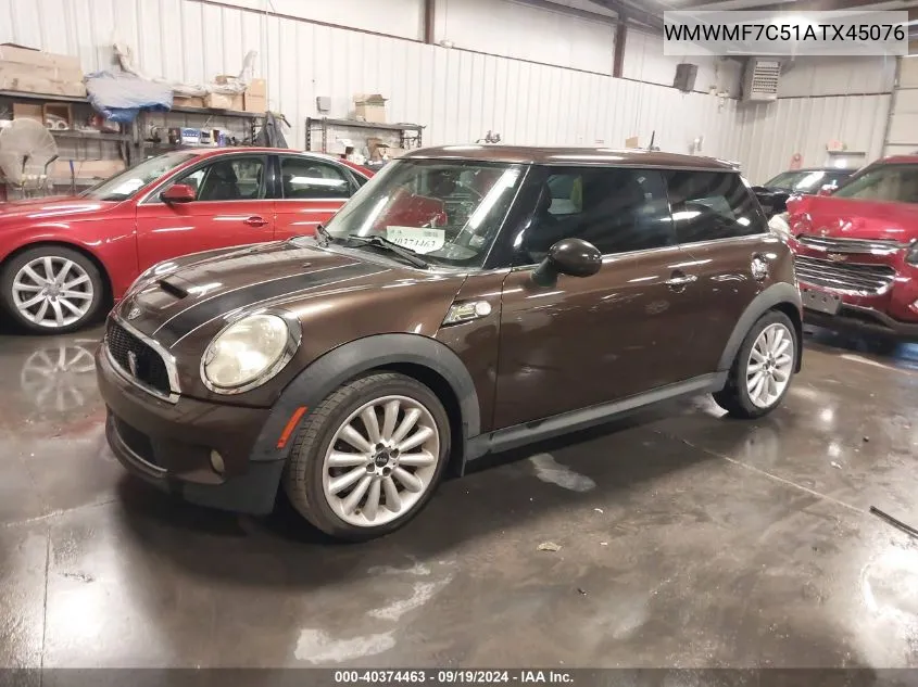 2010 Mini Cooper S VIN: WMWMF7C51ATX45076 Lot: 40374463