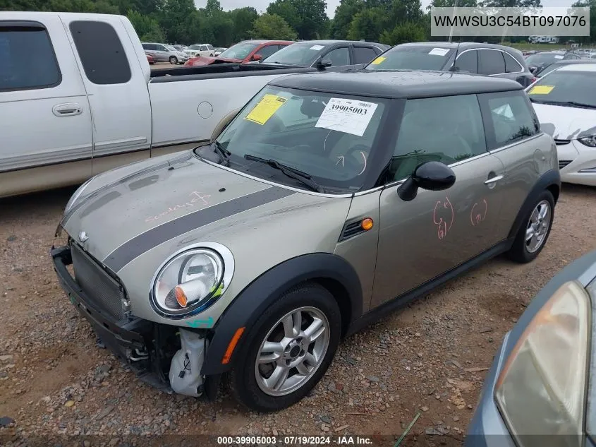 2011 Mini Cooper VIN: WMWSU3C54BT097076 Lot: 39905003