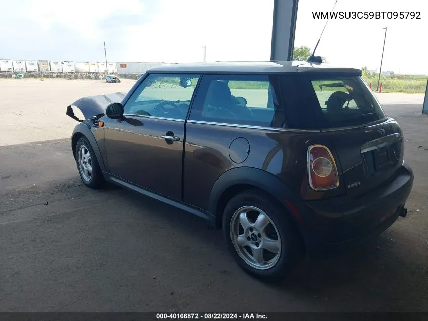 2011 Mini Cooper VIN: WMWSU3C59BT095792 Lot: 40166872