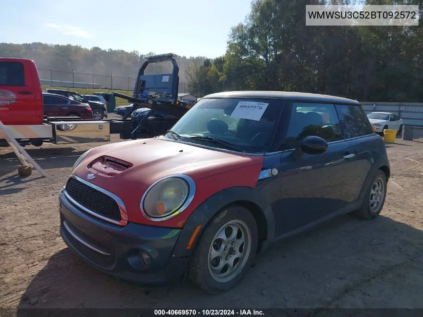 2011 Mini Cooper VIN: WMWSU3C52BT092572 Lot: 40669570