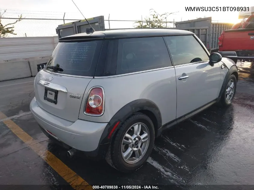 2011 Mini Cooper VIN: WMWSU3C51BT098931 Lot: 40789838