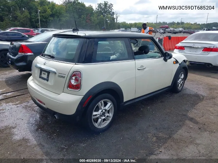 2013 Mini Hardtop Cooper VIN: WMWSU3C59DT685204 Lot: 40269030