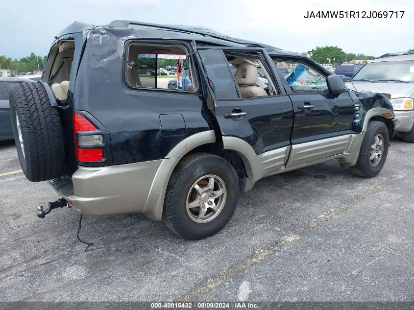 JA4MW51R12J069717 2002 Mitsubishi Montero Limited