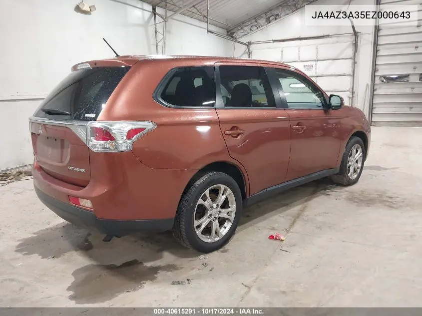 JA4AZ3A35EZ000643 2014 Mitsubishi Outlander Se