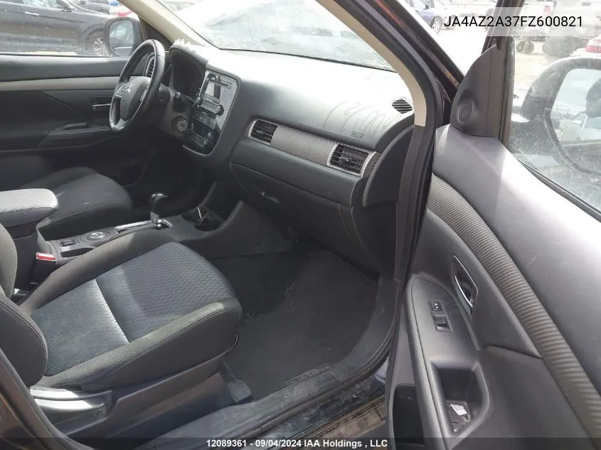 JA4AZ2A37FZ600821 2015 Mitsubishi Outlander