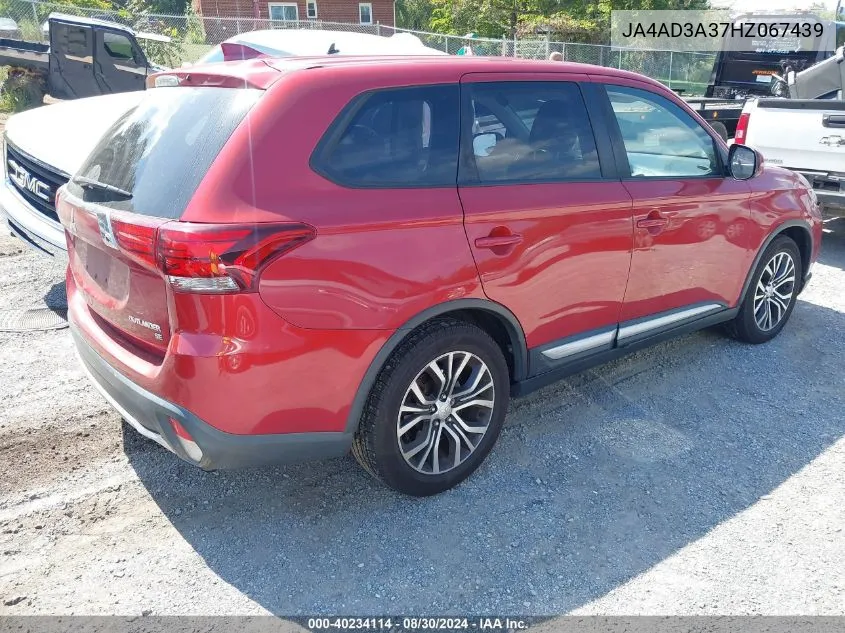 JA4AD3A37HZ067439 2017 Mitsubishi Outlander Se