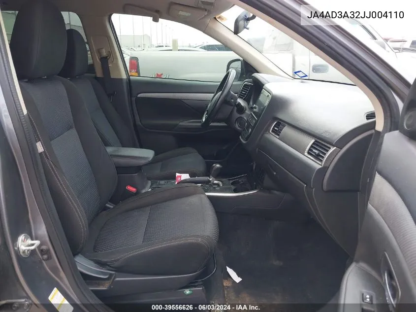 JA4AD3A32JJ004110 2018 Mitsubishi Outlander Se