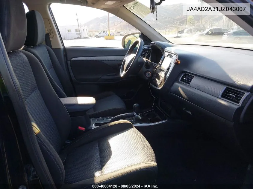 JA4AD2A31JZ043007 2018 Mitsubishi Outlander Es