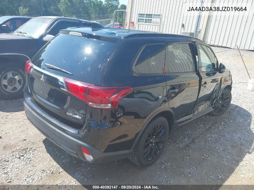 JA4AD3A38JZ019664 2018 Mitsubishi Outlander Le