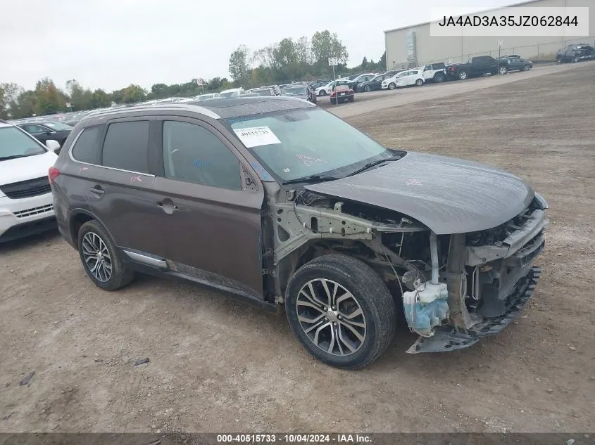 2018 Mitsubishi Outlander Le/Se/Sel VIN: JA4AD3A35JZ062844 Lot: 40515733