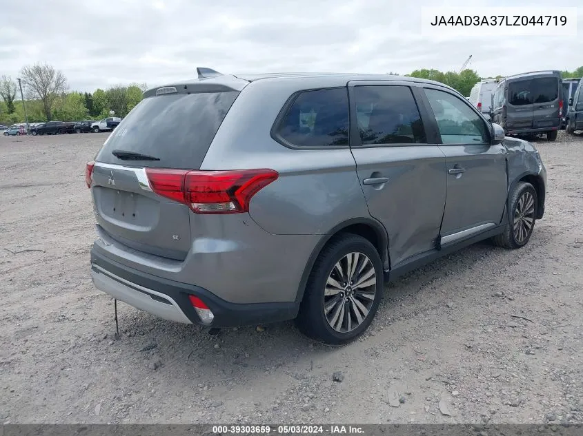 JA4AD3A37LZ044719 2020 Mitsubishi Outlander Se 2.4