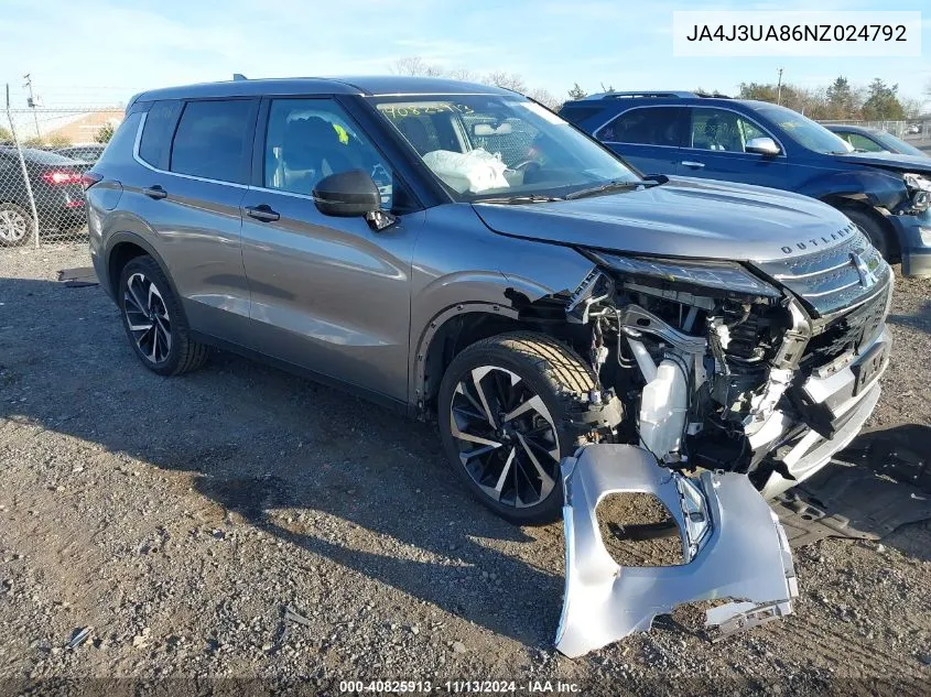 2022 Mitsubishi Outlander Black Edition 2Wd/Se 2.5 2Wd/Se Launch Edition 2Wd VIN: JA4J3UA86NZ024792 Lot: 40825913