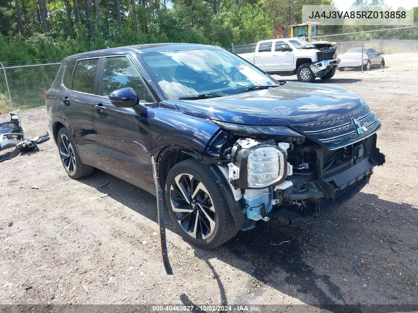 2024 Mitsubishi Outlander Se 2.5 2Wd/Se Black Edition S-Awc/Se Black Edition W/Pano Roof VIN: JA4J3VA85RZ013858 Lot: 40463627