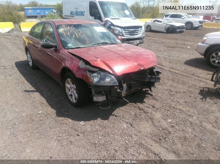 2005 Nissan Altima 2.5 S VIN: 1N4AL11E65N911235 Lot: 39269478