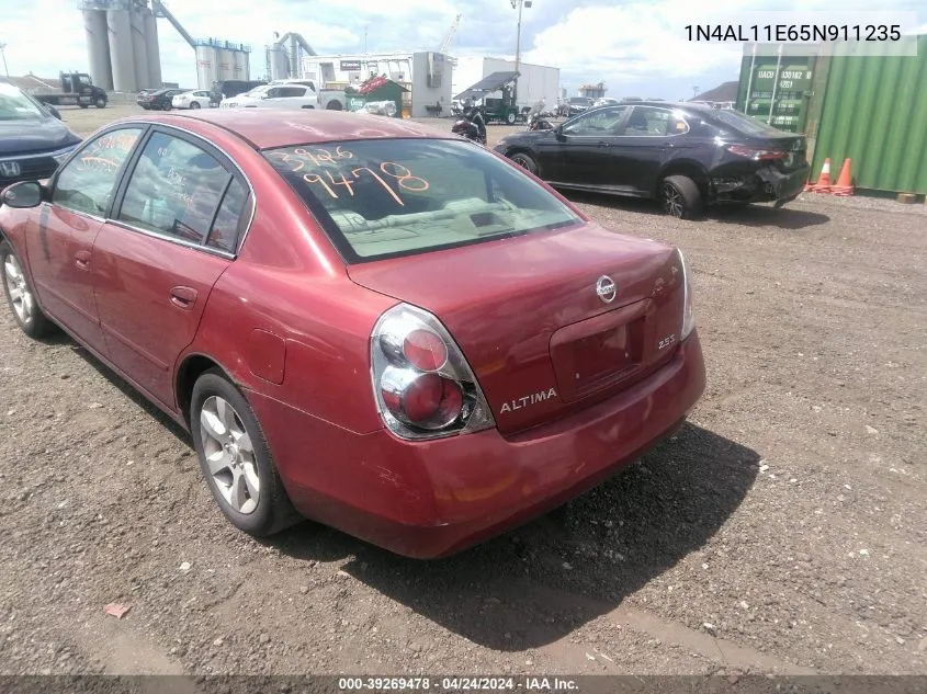 2005 Nissan Altima 2.5 S VIN: 1N4AL11E65N911235 Lot: 39269478