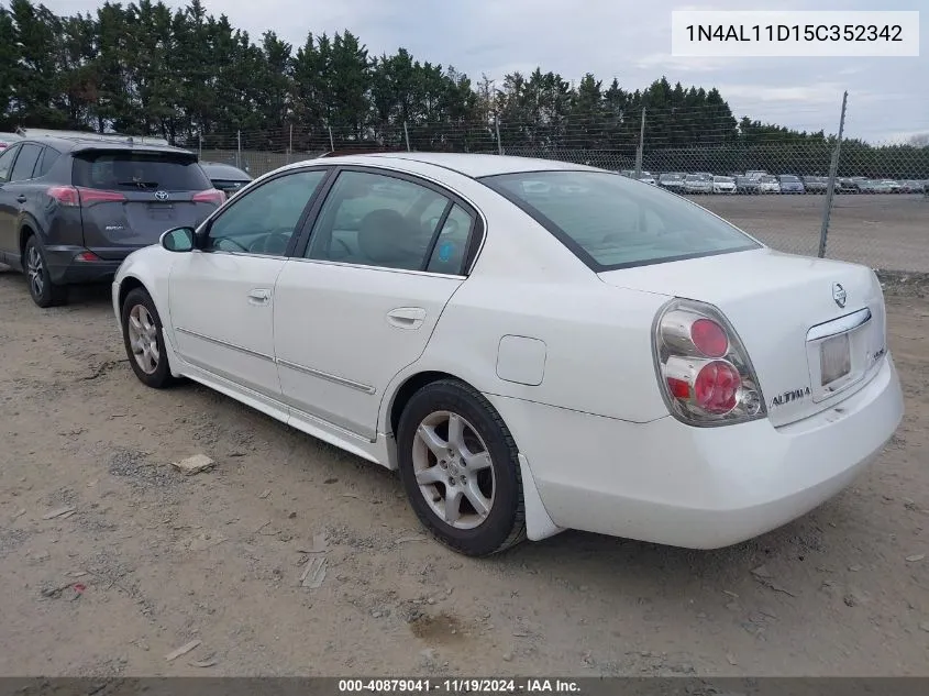 2005 Nissan Altima 2.5 S VIN: 1N4AL11D15C352342 Lot: 40879041