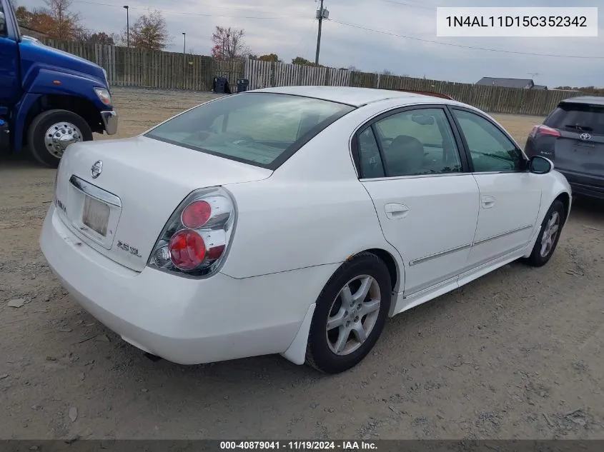 2005 Nissan Altima 2.5 S VIN: 1N4AL11D15C352342 Lot: 40879041