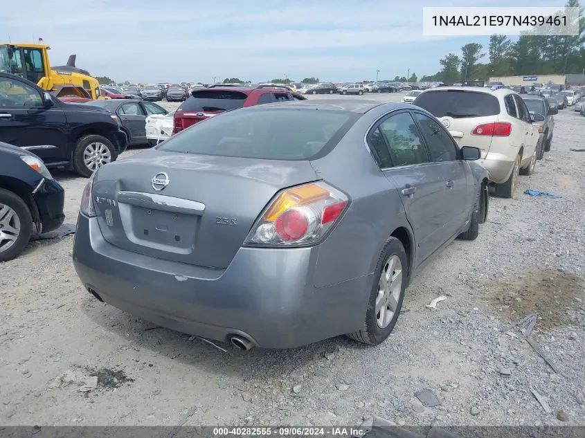 2007 Nissan Altima 2.5 S VIN: 1N4AL21E97N439461 Lot: 40282555