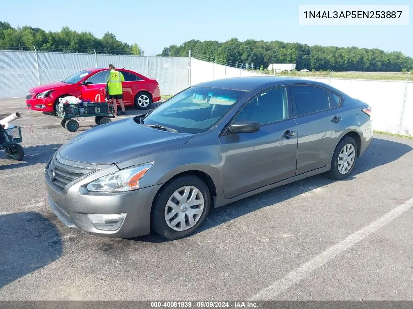 2014 Nissan Altima 2.5 S VIN: 1N4AL3AP5EN253887 Lot: 40081839