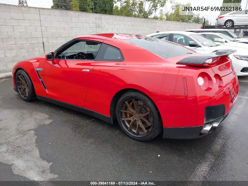 JN1AR54F69M252186 2009 Nissan Gt-R Premium