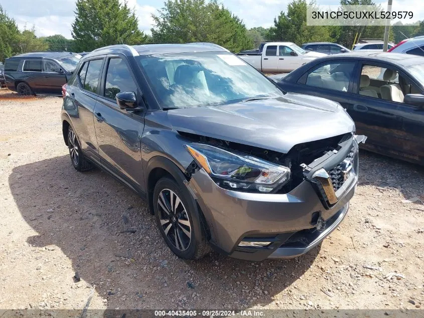 2019 Nissan Kicks Sr VIN: 3N1CP5CUXKL529579 Lot: 40435405