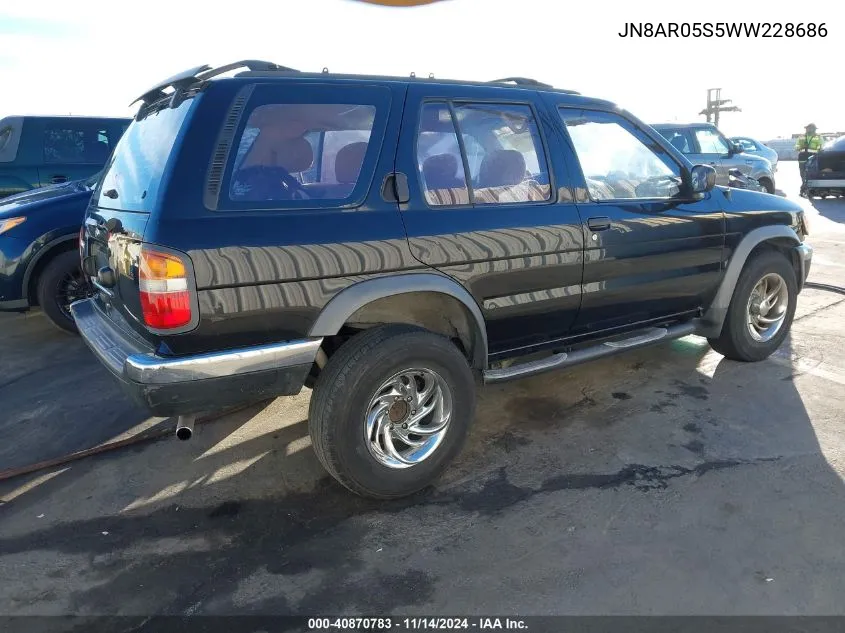 1998 Nissan Pathfinder Le/Xe VIN: JN8AR05S5WW228686 Lot: 40870783