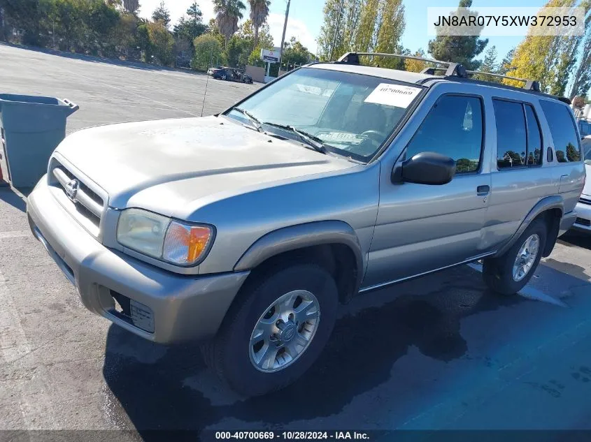 1999 Nissan Pathfinder Le/Se/Xe VIN: JN8AR07Y5XW372953 Lot: 40700669