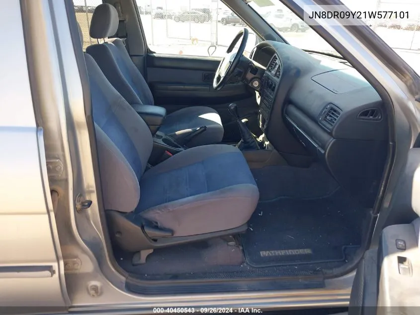 JN8DR09Y21W577101 2001 Nissan Pathfinder Se