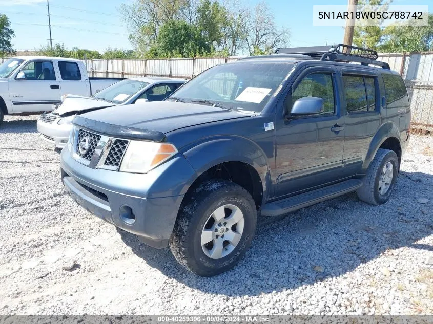 5N1AR18W05C788742 2005 Nissan Pathfinder Se