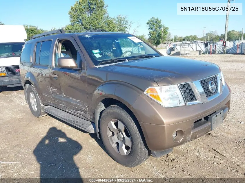 2005 Nissan Pathfinder Se VIN: 5N1AR18U55C705725 Lot: 40442024