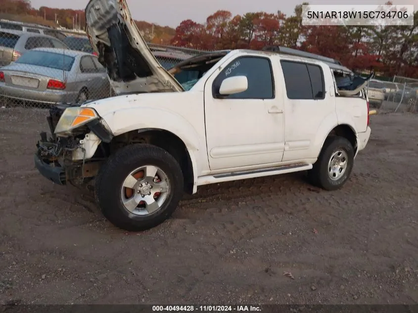 2005 Nissan Pathfinder Se VIN: 5N1AR18W15C734706 Lot: 40494428