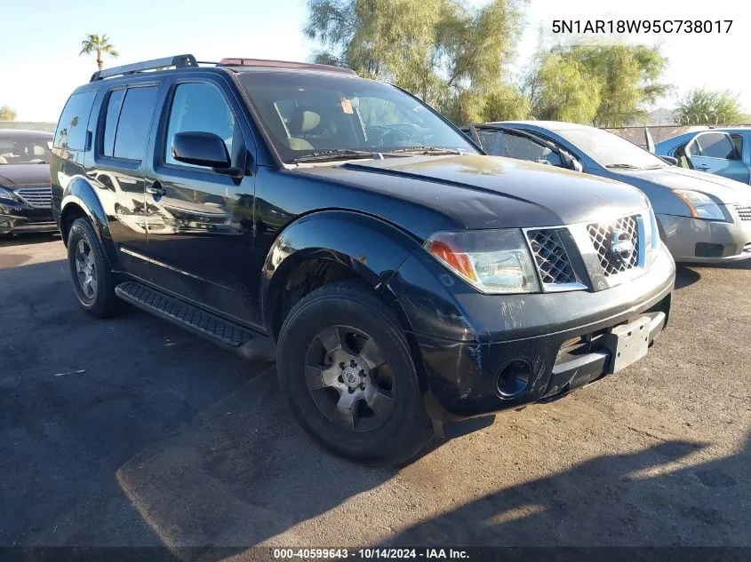 2005 Nissan Pathfinder Se VIN: 5N1AR18W95C738017 Lot: 40599643