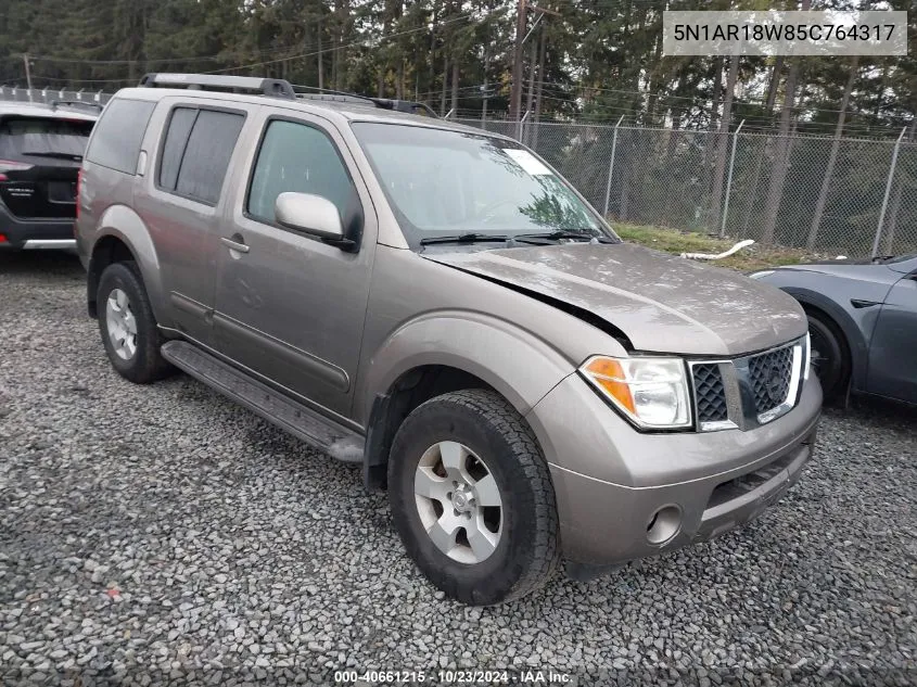 2005 Nissan Pathfinder Se VIN: 5N1AR18W85C764317 Lot: 40661215